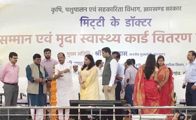 आज इतिहास रचेगा झारखंड, देश में पहली बार महिलाएं बन रहीं मिट्टी की डॉक्टर