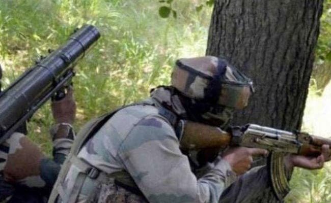 बारामूला मुठभेड़ में लश्कर का आतंकवादी ढेर, एसपीओ शहीद