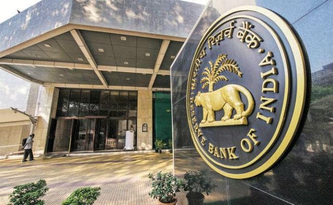 रिजर्व बैंक ने किया स्पष्ट : अर्थव्यवस्था में सुस्ती के मद्देनजर रेपो रेट में पहली बार की गयी 0.35 फीसदी की कटौती