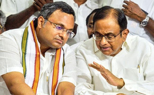 INX Media Case: पी चिदंबरम की हिरासत पर बेटे कार्ती बोले- मोदी सरकार कर रही बदले की कार्रवाई