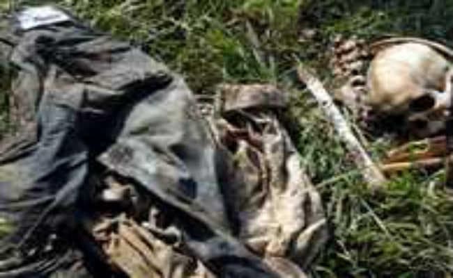 झाड़ियों से मिला मानव कंकाल, पुलिस ने जतायी  आशंका : एक माह पहले हुई थी मौत