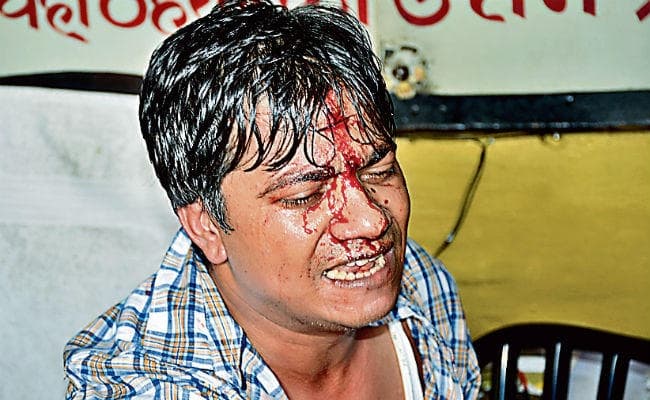 रांची : दीपक पैलेस पर कब्जे को लेकर दो गुट भिड़े