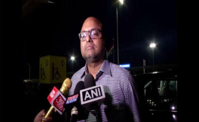 पिता की गिरफ्तारी को लेकर बेटे कार्ति चिदंबरम ने कहा- धारा 370 के मुद्दे से ध्यान हटाने के लिए ये कार्रवाई