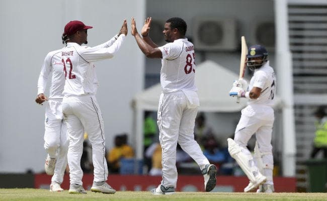 IND vs WI: पहले दिन का खेल खत्म होने पर भारत का स्कोर 203/6, रहाणे बने संकटमोचक