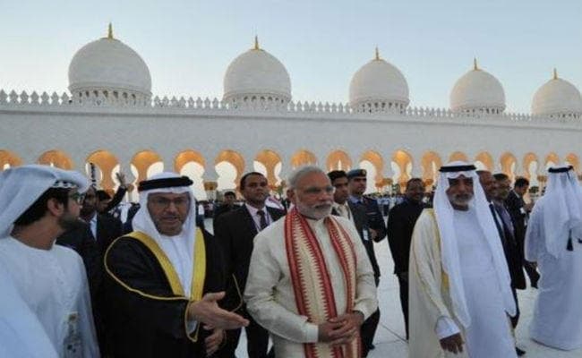 PM Modi बहरीन में 200 साल पुराने मंदिर की पुनर्निर्माण परियोजना का करेंगे शुभारंभ