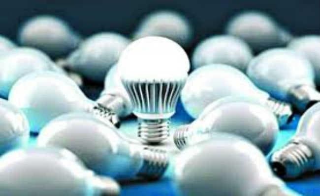 डाकघर से एलइडी बल्ब खरीदकर ठगा महसूस कर रहे शहरवासी