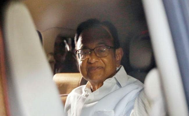 पी. चिदंबरम को सुप्रीम कोर्ट से नहीं मिली राहत, CBI के केस में सुनवाई 26  तक टली, जानिए हर अपडेट