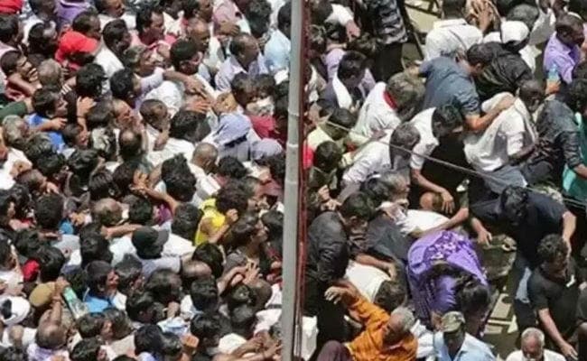 कचुआ में मंदिर की दीवार ढहने से मची भगदड़, पांच की मौत