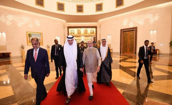 पीएम मोदी द्विपक्षीय संबंधों को मजबूत बनाने के लिए यूएई पहुंचे, कही ये बात
