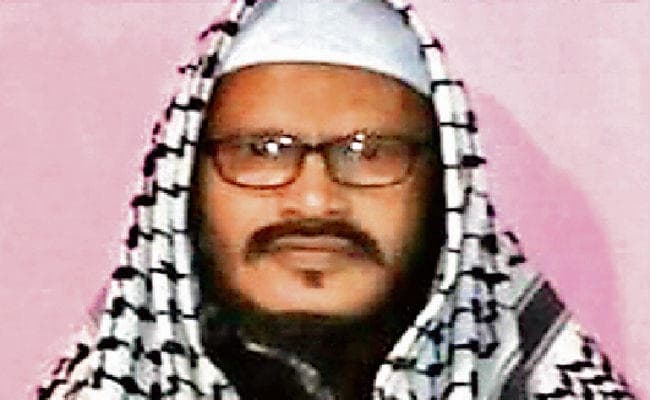 रांची : एकरा मस्जिद के बाहर दूसरे जुमे को भी सड़क पर नहीं पढ़ी गयी नमाज