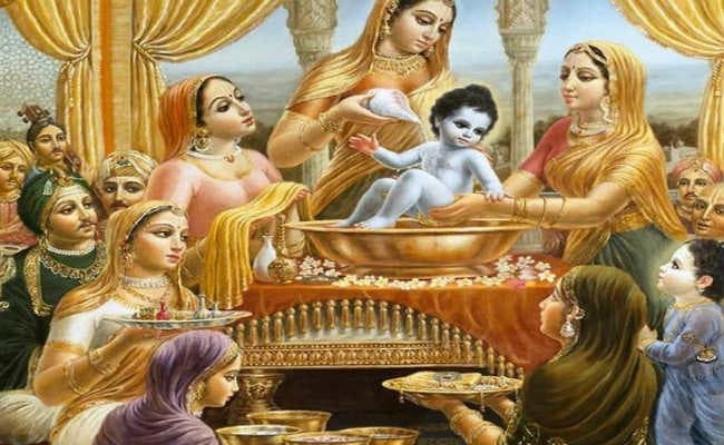 पनघट पर पकड़ी है मोरी कलइयां, तंग मुझे करता है...
