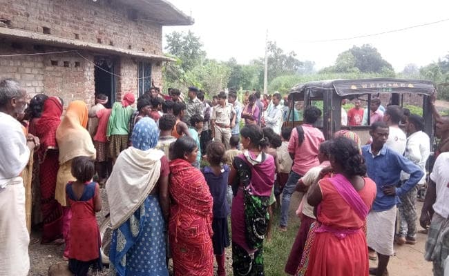 झारखंड : जन्माष्टमी की रात तीन साल की बच्ची को पटककर मार डाला, पुलिस पर लगा हत्या का आरोप