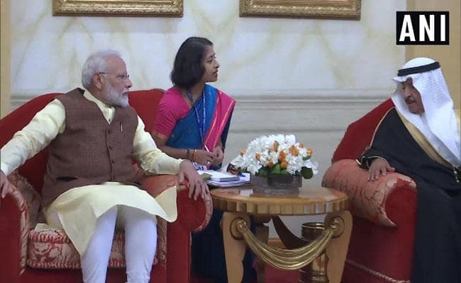 मोदी तीन देशों की यात्रा के तीसरे चरण में बहरीन पहुंचे