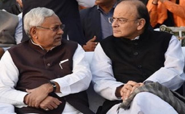 कई दशकों तक अरुण जेटली के करीबी दोस्त रहे नीतीश कुमार