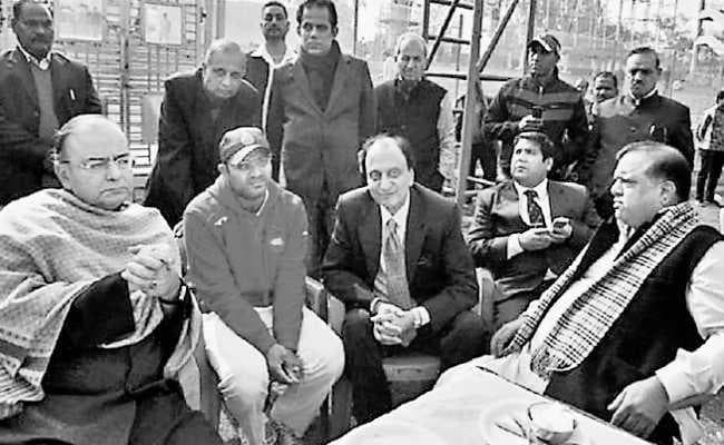 अरुण जेटली को क्रिकेट से था खास लगाव, अपने घर में करवायी थी सहवाग की शादी