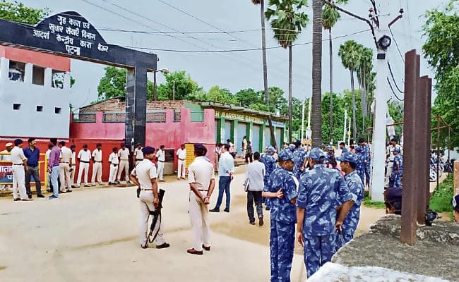 पटना : पांच एसपी, चार एएसपी, पांच डीएसपी, 29 थानाध्यक्ष लगे थे अनंत की सुरक्षा में