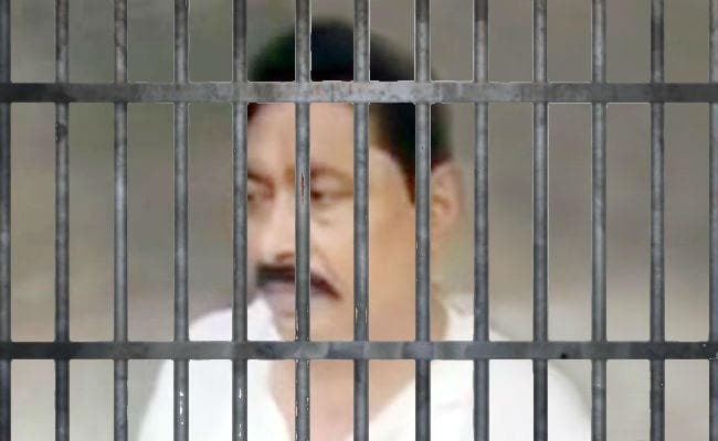 काफी बेचैनी में गुजरी कैदी नंबर 13617 यानी मोकामा के बाहुबली विधायक अनंत सिंह की रात