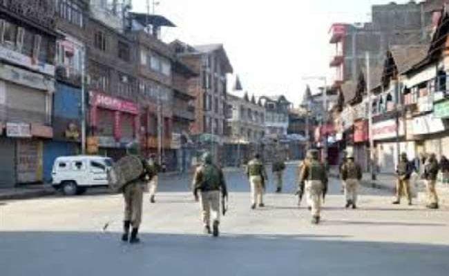 कश्मीर में आम जीवन 22वें दिन भी प्रभावित, कई स्कूल बंद रहे