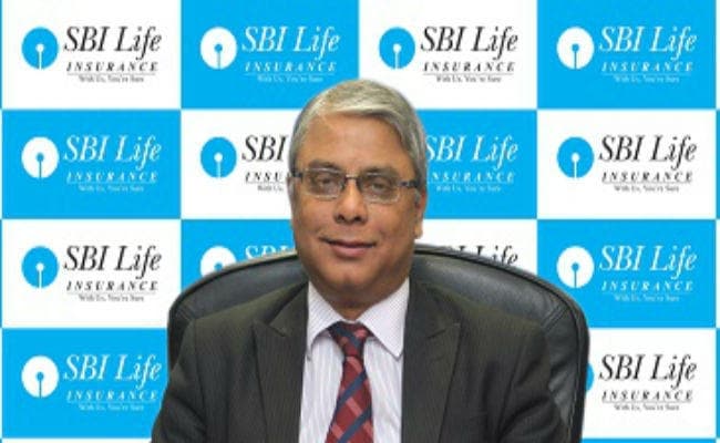 ''SBI के पास अच्छी-खासी पूंजी, सरकार से पैसा लेने की जरूरत नहीं''