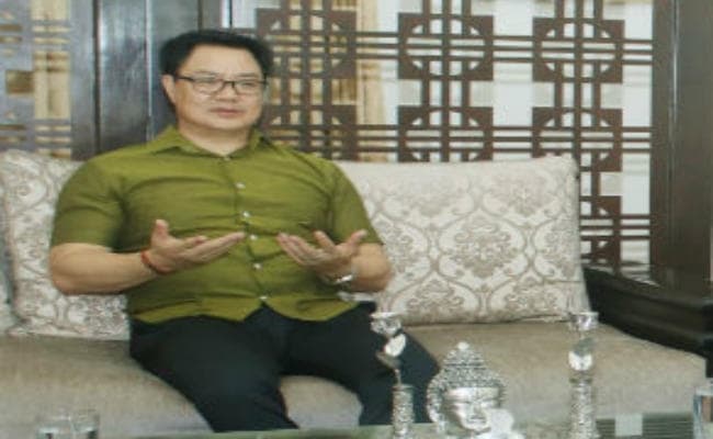 खेल मंत्री ने पैरा-बैडमिंटन में पदक विजेताओं को 1.82 करोड़ रुपये दिये