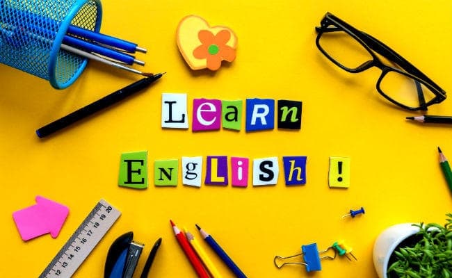 अंंग्रेजी से करियर को दीजिए नई उड़ान, इन प्रोफेशनल कोर्स के जरिए बेहतर होगा कम्युनिकेशन स्किल