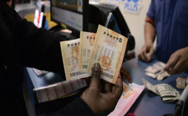 शराब ही नहीं लॉटरी का नशा भी बिहार में लोगों को कर रहा कंगाल, प्रतिबंध के बावजूद चल रहा खेल