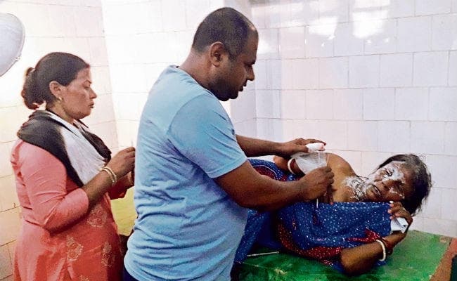 वैशाली : छेड़खानी के विरोध पर हुआ विवाद तेजाब हमले तक पहुंचा