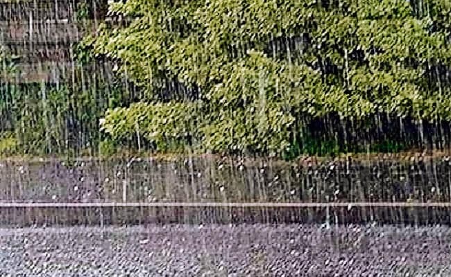 पटना में बारिश होने की आस अब भी बाकी