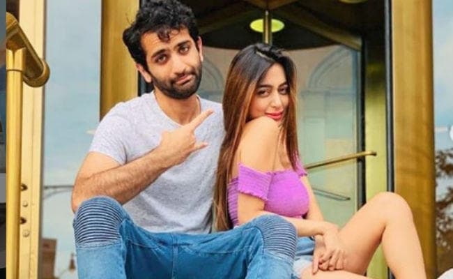 अर्चना पूरन सिंह के बेटे गुजराती लड़की को कर रहे हैं डेट