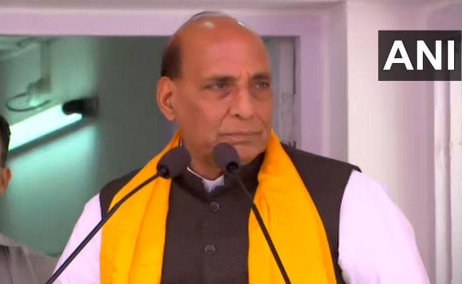 राजनाथ ने इमरान को सुनायी खरीखोटी- कश्मीर पाकिस्तान का था कब?