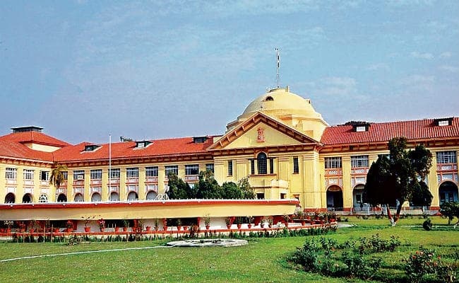 चीफ जस्टिस के खिलाफ नारेबाजी, कोर्ट का माहौल गरमाया