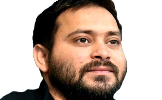 रिटायर्ड आइएएस अधिकारी केपी रमैया के बहाने तेजस्वी यादव ने मुख्यमंत्री पर बोला हमला, कहा...