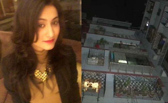 अपार्टमेंट की छत से कूदकर अभिनेत्री ने की आत्‍महत्‍या