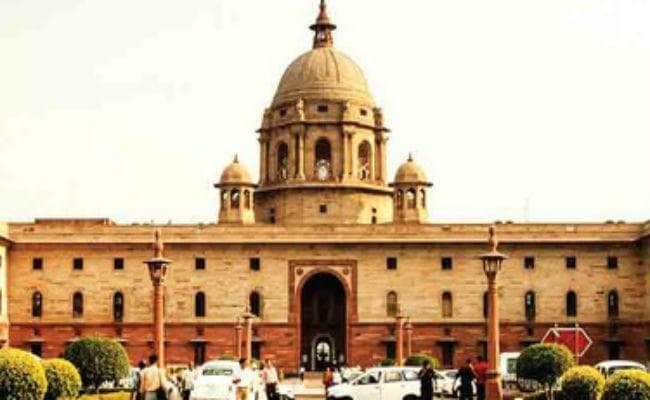 PMO ने वापस लिये गये टैक्स मुकदमों के बारे में CBDT से जानकारी मांगी