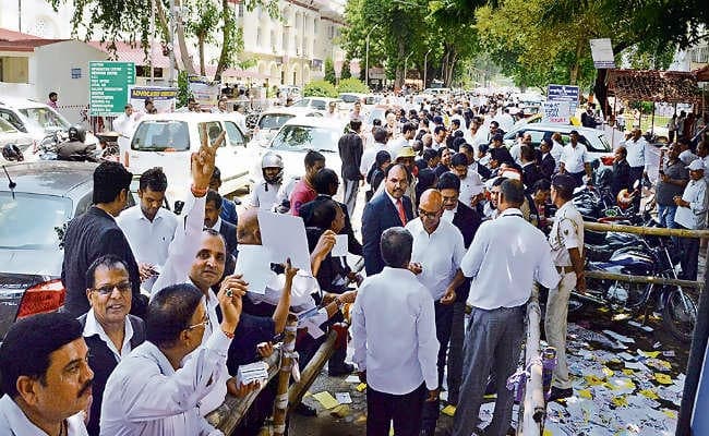 पटना : एडवोकेट एसोसिएशन के चुनाव में पड़े 70% वोट, आज आयेगा रिजल्ट