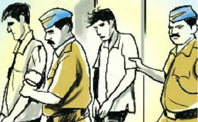 फर्जी सेना अधिकारी गिरफ्तार