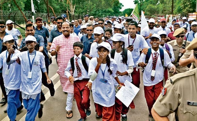 कुपोषण मुक्त झारखंड के लिए साझा प्रयास जरूरी : रघुवर