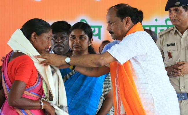 गोड्डा में CM रघुवर का जन चौपाल, संथाल परगना में विकास कार्यों को नया आयाम देना प्राथमिकता