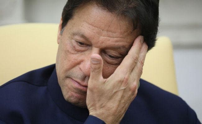 परमाणु हमले को लेकर बैकफुट पर इमरान, कहा- पाकिस्तान कभी भारत के साथ युद्ध नहीं करेगा