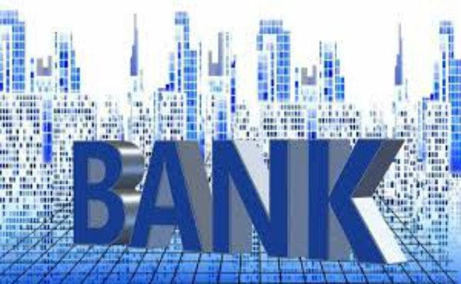 मर्जर के एलान से सोमवार को सरकारी बैंकों के शेयर में 10.6 फीसदी की गिरावट