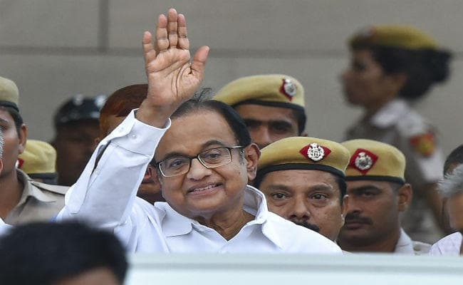 चिदंबरम का सरकार पर निशाना : बोले-पांच फीसदी…क्या आप जानते हैं पांच फीसदी क्या है…?