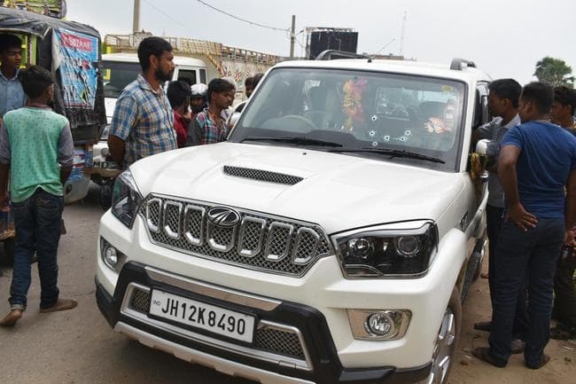 लखीसराय : दिन दहाड़े प्रोपर्टी डीलर को गोलियों से भूना, मौत