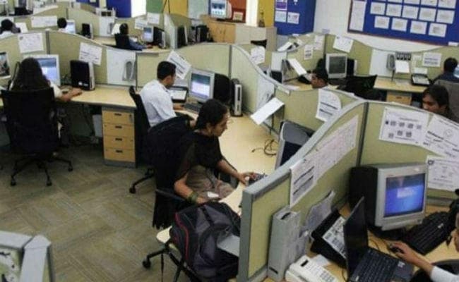 PMI : नये कारोबार, रोजगार सृजन और उत्पादन ग्रोथ में कमी से सेवा क्षेत्र में भी नरमी