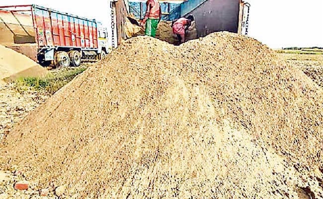झारखंड में 16 अक्तूबर से होगी सरकारी दर पर बालू की बिक्री, ऑनलाइन देना होगा ऑर्डर