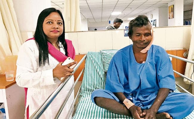 घाटशिला : ”आयुष्मान” से मिली नयी जिंदगी, आठ को दिल्ली में पीएम से मिलेगा सिंगराय