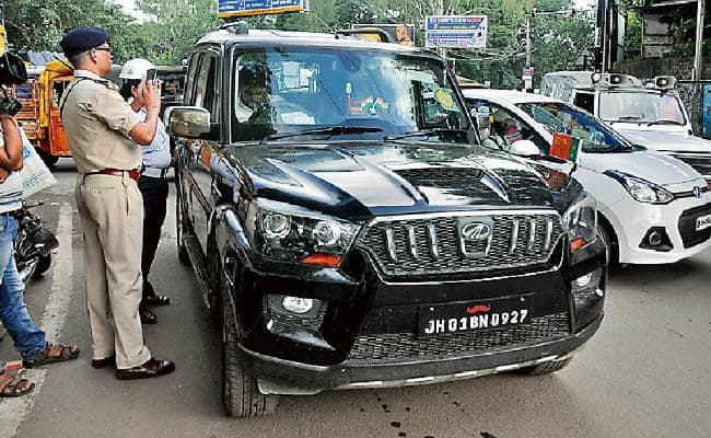 मोटरयान बिल के लागू होने का रांची में दिखने लगा असर, एक दिन में माह भर का फाइन, 5.59 लाख का कटा चालान