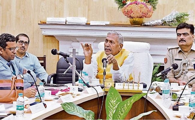 पटना : विवि शिक्षकों को नियमित हो वेतन और पेंशन का भुगतान : राज्यपाल