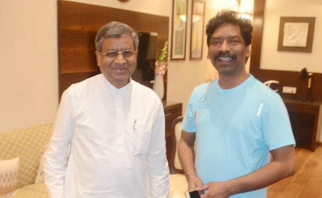 बंद कमरे में 25 मिनट तक हेमंत और बाबूलाल ने की गुफ्तगू, बोले : ऑल इज वेल