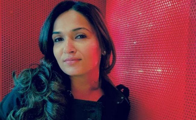 रजनीकांत की बेटी सौंदर्या और उनके पति का कीमती सामान एयरपोर्ट से चोरी