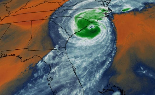 डोरियन तूफान का कहर जारी, बहामा में मृतकों की संख्‍या बढ़कर हुई 30